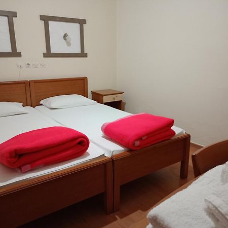 Efstratios Hotel Loutra Edipsou  Exterior photo