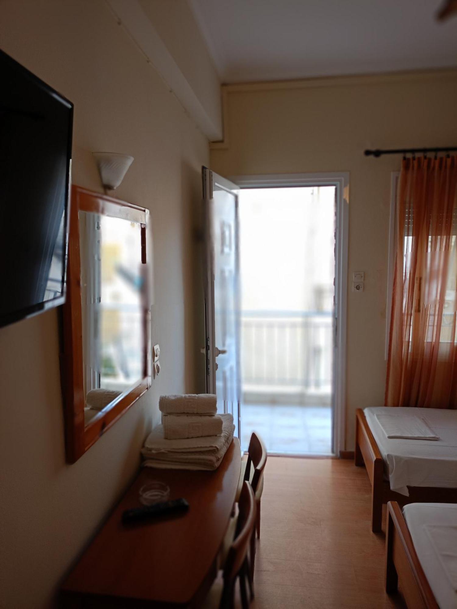Efstratios Hotel Loutra Edipsou  Exterior photo