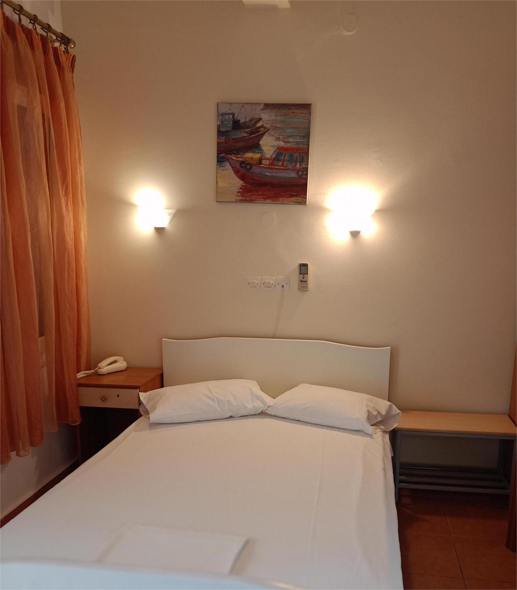 Efstratios Hotel Loutra Edipsou  Exterior photo