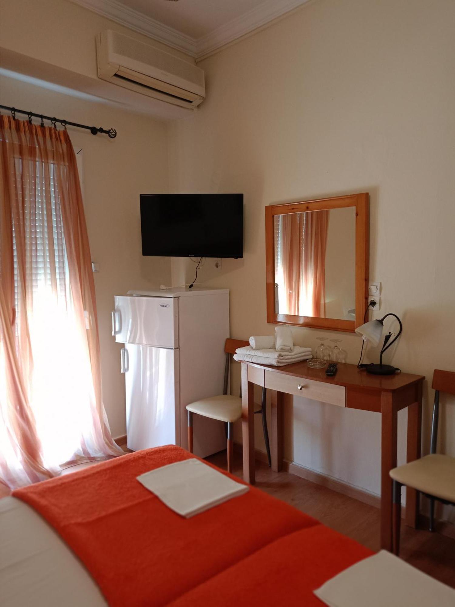Efstratios Hotel Loutra Edipsou  Exterior photo