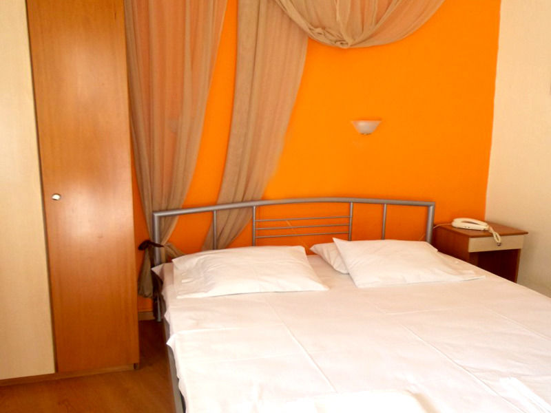 Efstratios Hotel Loutra Edipsou  Exterior photo